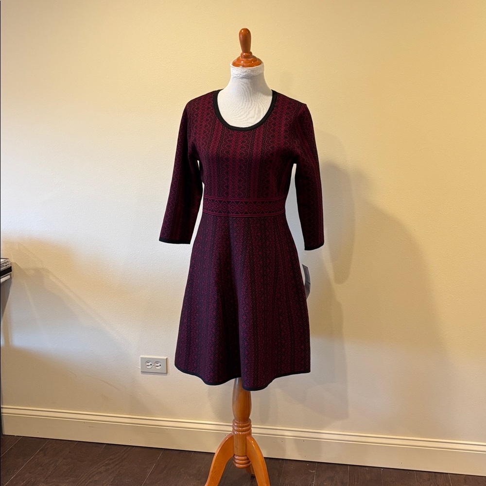 Nina Leonard Knit Long Sleeve Dress